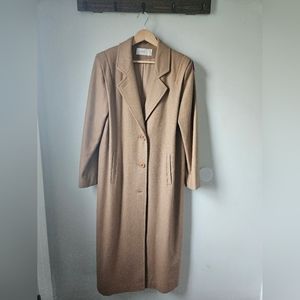 J. Hilary Outerwear - SOLD ON VINTED